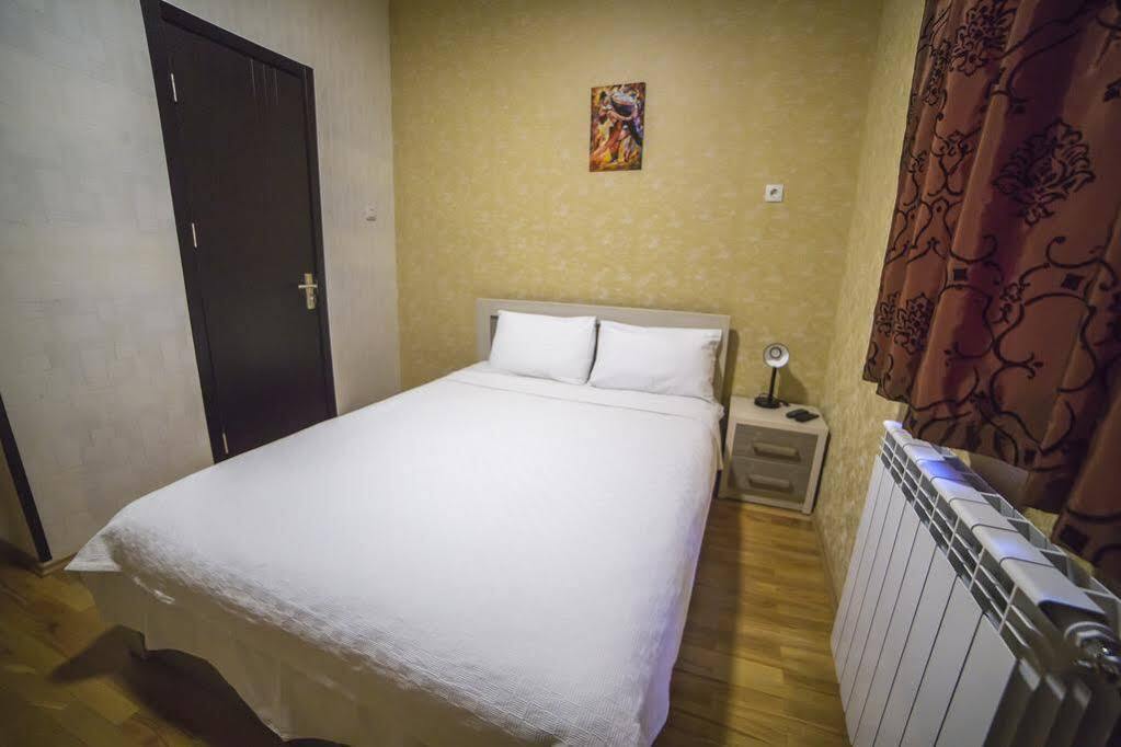 Hirmas Hotel Tbilisi Exterior photo